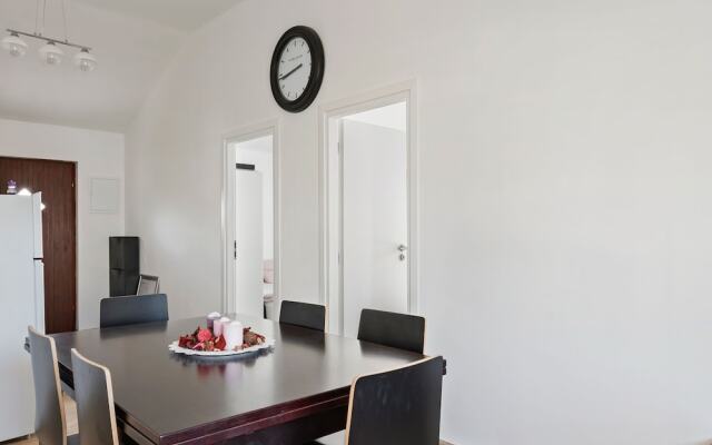 Lovely Apartment in Maslenica With Terrace