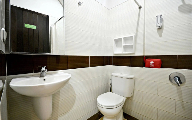 ZEN Rooms Tebet Gudang Peluru