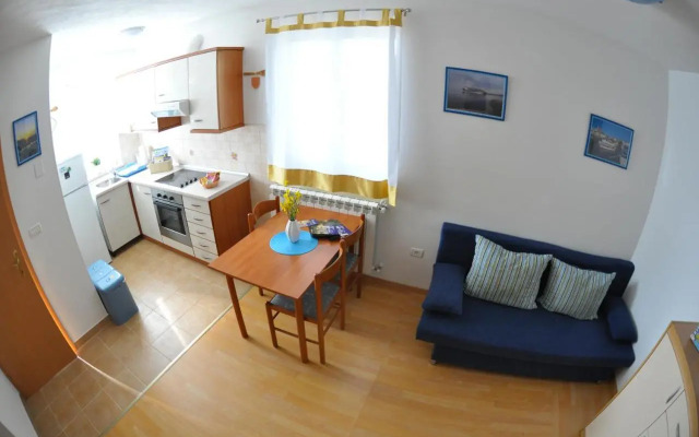 Apartma Brnistra