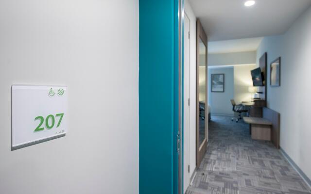 Holiday Inn Lima Airport by IHG