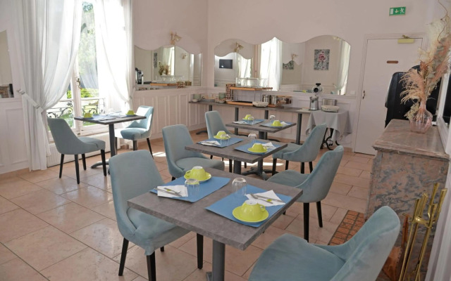 Hostellerie du Châtel Les Billettes