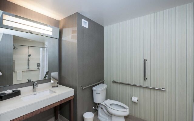 Courtyard by Marriott Boston Littleton