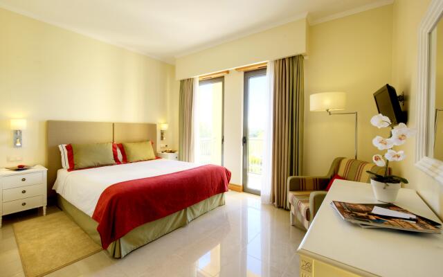The Residences at Victoria	