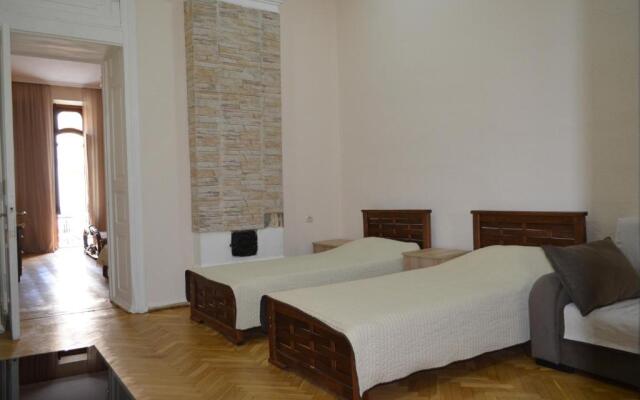 Sweet Home Agmashenebeli