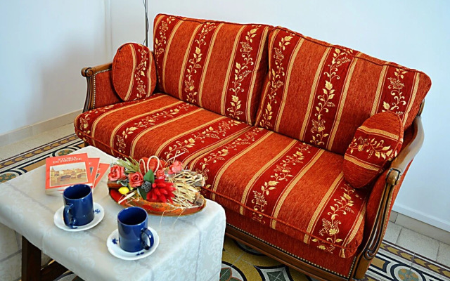 Colonna Apartment with Terrace