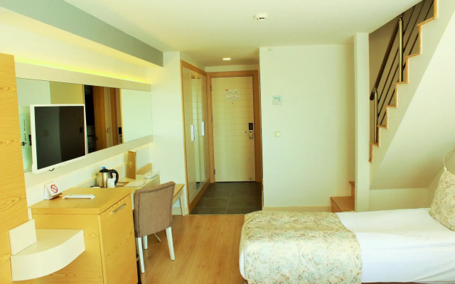 Glamour Resort & Spa - All Inclusive
