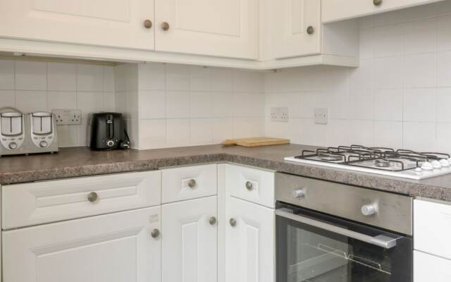 3 Lynedoch Place