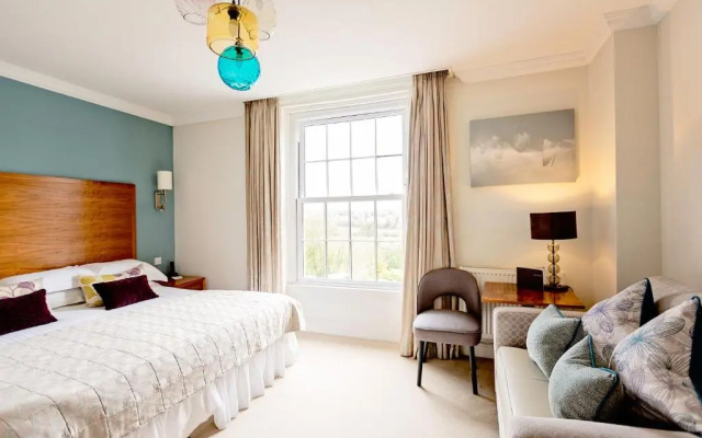 Fishmore Hall
