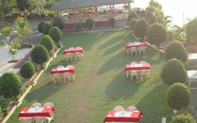 Hotel Krishna Park Resort