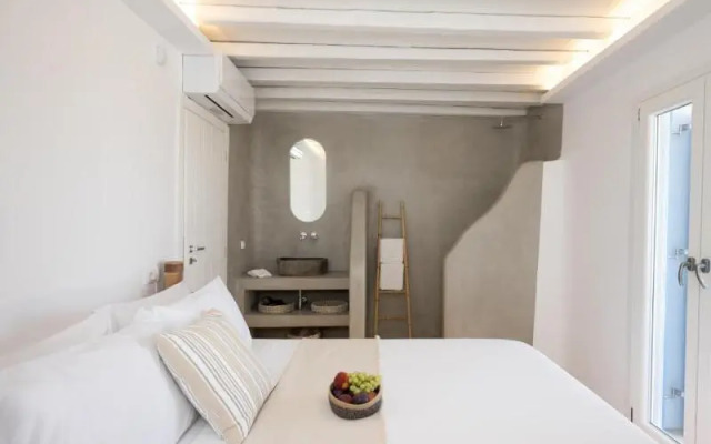 Sunrise Villa - Sea View Private Pools