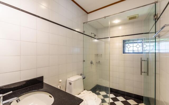 Amber Pool Villa in Rawai