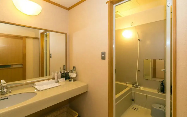 Yufuin Onsen Hinoharu Ryokan
