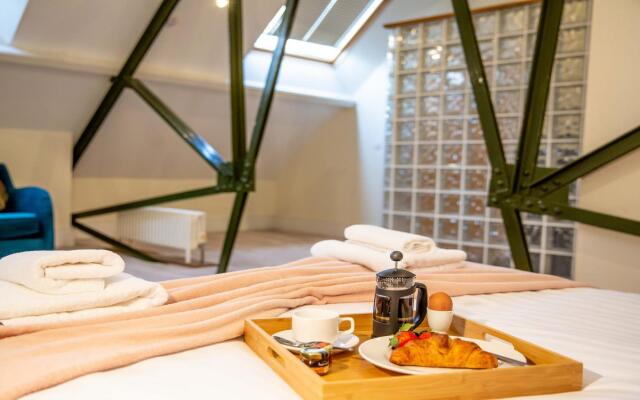 Stunning Maisonette - 3 bed - 3 Bath