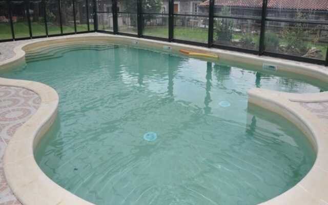 House With 5 Bedrooms in Verdun-en-lauragais, With Pool Access, Furnis