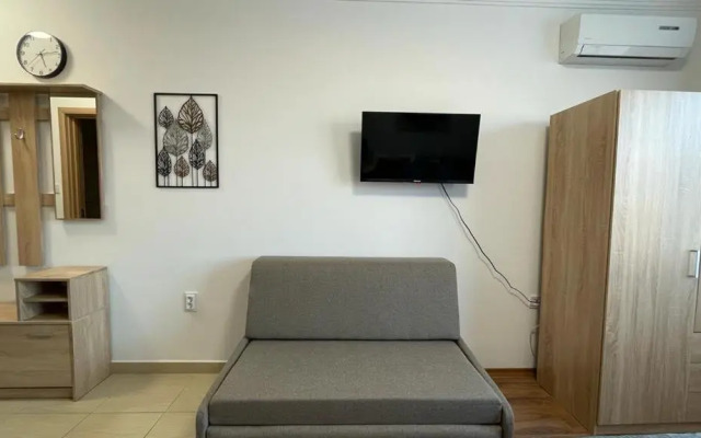 Private Studio Summer Breeze 506