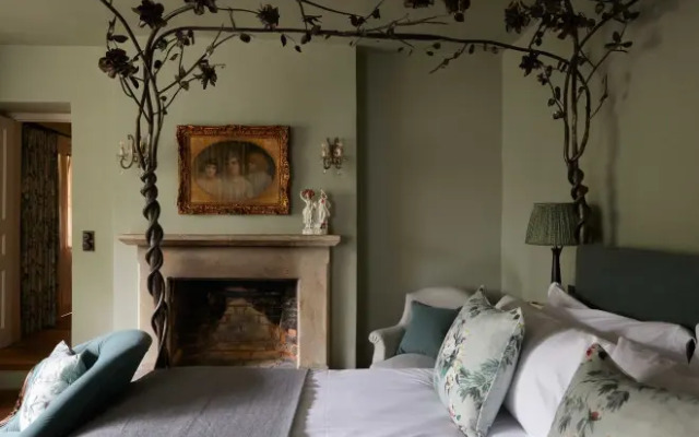 The Pig in the Cotswolds