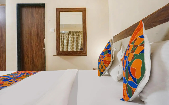 OYO Rooms South Main Road Koregaon park