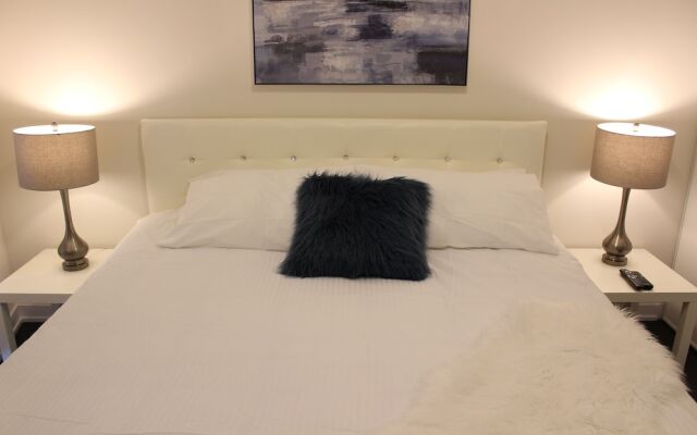 Executive Skyline Suites