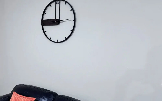 The Rich Living Apartment