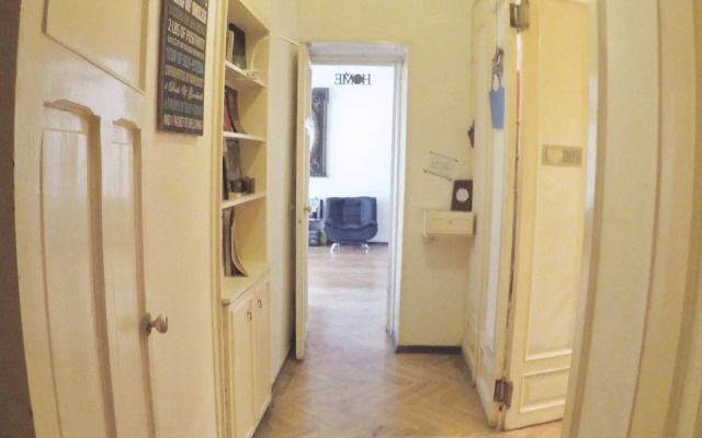 Opera Rooms&Hostel