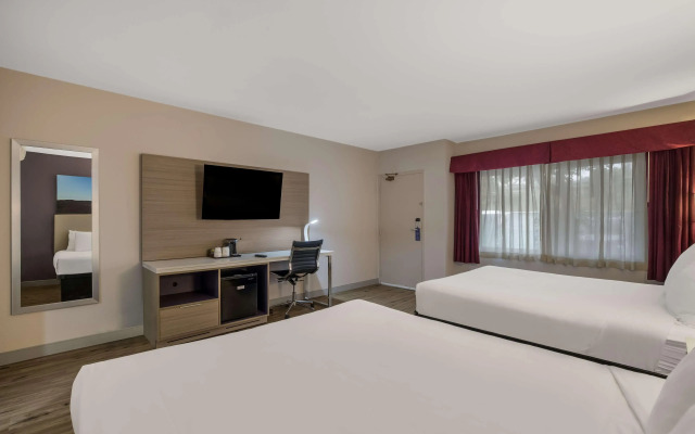 Best Western Diamond Bar Hotel & Suites