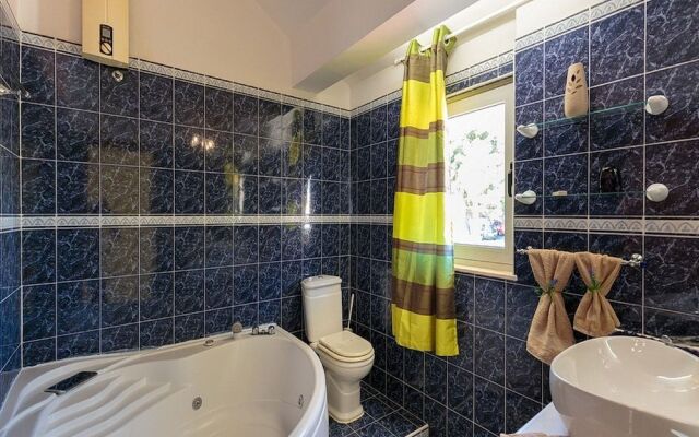 Heavenly Holiday Home