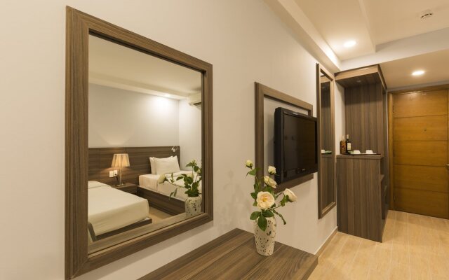 Viet Lotus Saigon Hotel