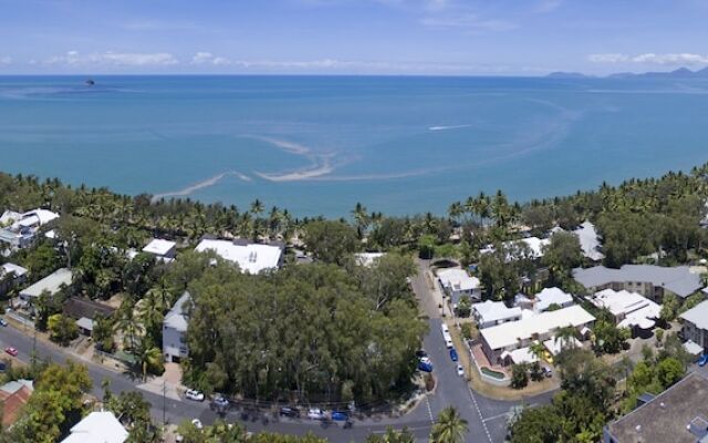 The Reef Retreat Townhouses