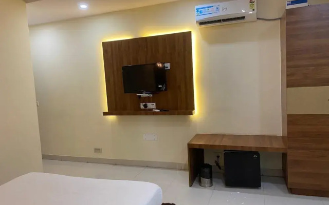Ishwerya Suites