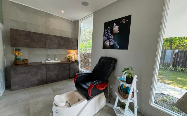 Cintacor Island - A Boutique Resort