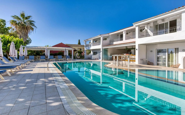 Sirocco Hotel