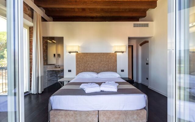 Raphael Hotel