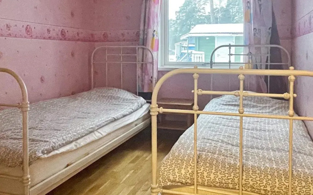 8 Person Holiday Home in Monsteras
