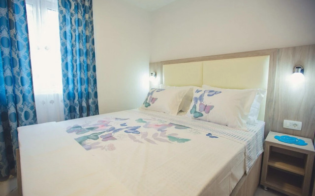 Nino Superior, One Bedroom Apartment No.1