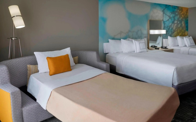 Courtyard by Marriott Toronto Airport