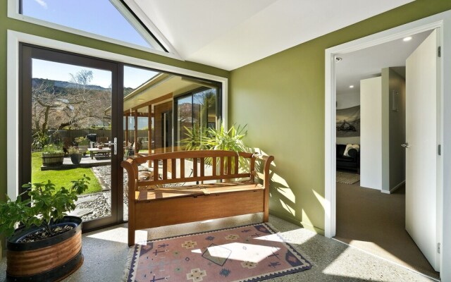 Arrowtown Escape