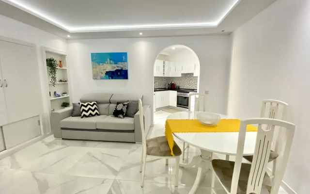 Albufeira Crystal by Homing