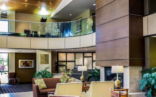 Quality Inn & Suites Peoria North