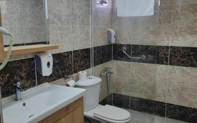 Mesmerizing Flat With Shared Pool in Cesme