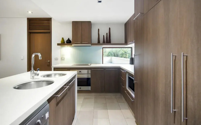 Temple 221 2BR Resort Spa Apartment
