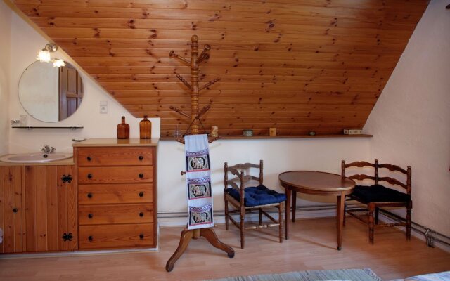 Beautiful Holiday Home With Garden in Belvaux