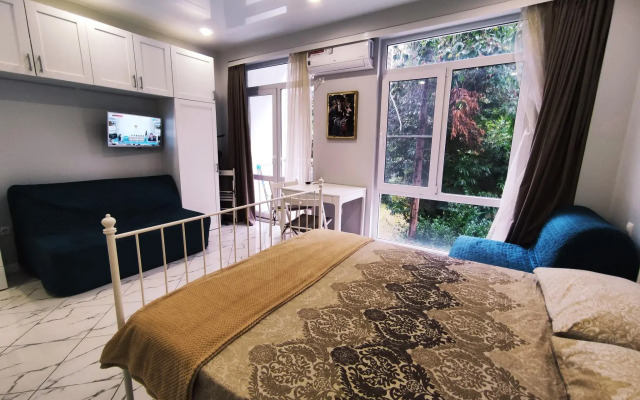 Apartments on 15/20 Tsvetochnaya Street