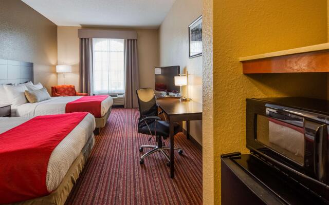 Best Western Plus Bradbury Inn & Suites