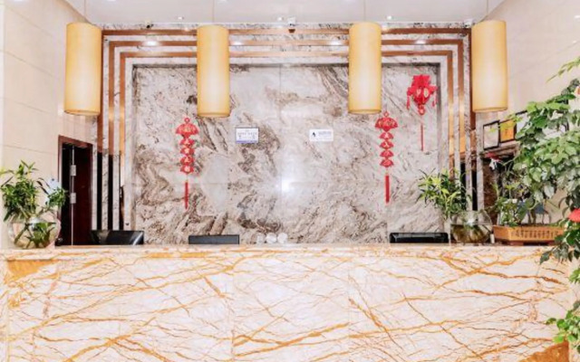 Shengfeng Business Hotel (Ruian Passenger Transport Center Store)