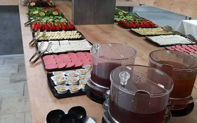 Adanaz Otel
