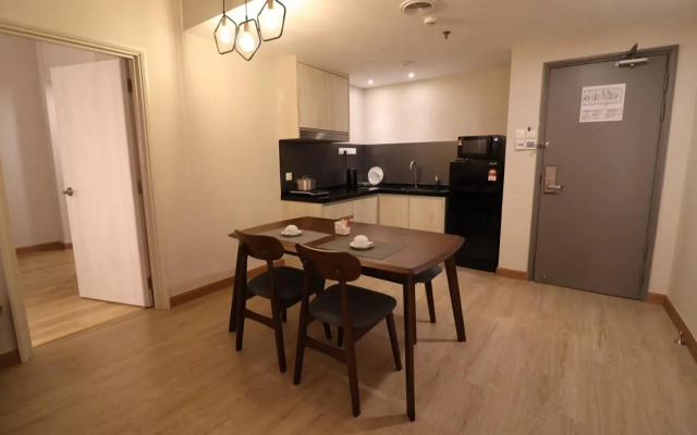 Crown Regency Serviced Suites