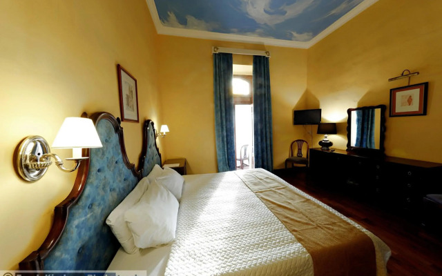 Hotel Castille