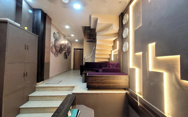 Urban Square by Urban Galaxy