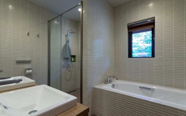 Starchase by H2 Life