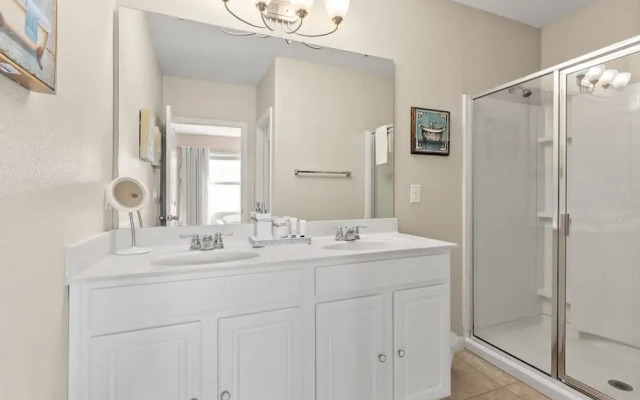 Themed Mickey Bedroom 4BR at Solterra